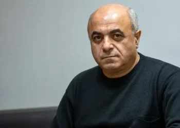 Խուզարկություն է ընթանում Երվանդ Բոզոյանի բնակարանում