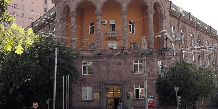 Վ.Բրյուսովի անվան պետական համալսարանի ամբիոնի վարիչը մեղադրվում է հովանավորչության համար կաշառք ստանալու մեջ
