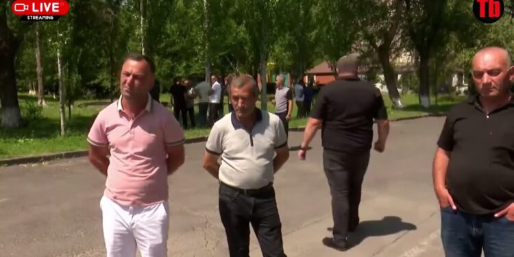 Ուզում են՝ սոված մնանք, փակ՞են էլ, ուրիշ տեղ է բացելու