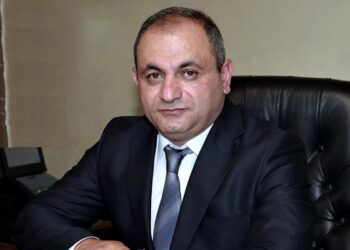 Ահարոն Սահակյանն ազատվել է Կոտայքի մարզպետի պաշտոնից