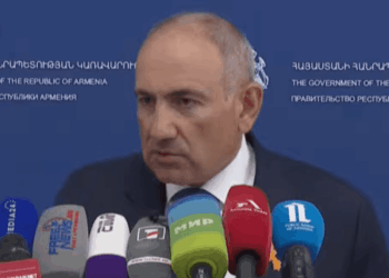 Ծառուկյանին ասել եմ՝ ամոթ ա, ոնց որ գոմ լինի. Փաշինյանը՝ «Արարատցեմենտ»-ի մասին