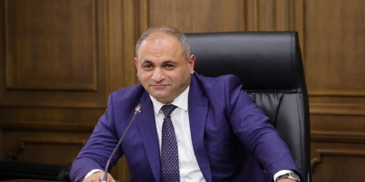 Ահարոն Սահակյանը հրաժեշտի ուղերձ է հղել Կոտայքի մարզի բնակիչներին