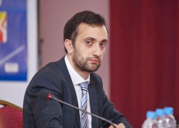 Դանիել Իոաննիսյանը պահանջում է պարզաբանել «Հայփոստին» հատկացվող միլիարդավոր դրամների պատճառները