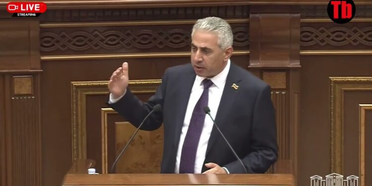 Քիչ էր մնում արտասվեի. Էդգար Ղազարյանի ելույթն ու Ռուբինյանի արձագանքը