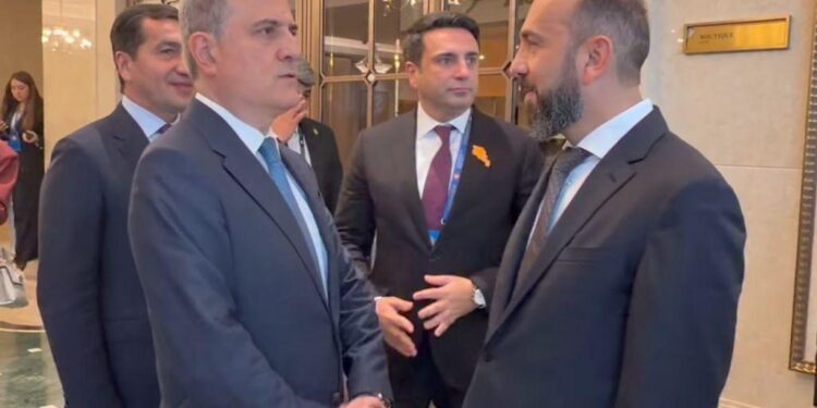 Միրզոյանն ու Բայրամովը շփվել են Բիշքեկում