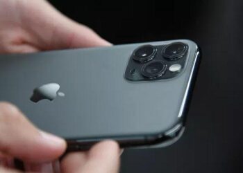 iPhone-ի սեփականատերերին զգուշացրել են լրտեսող ծրագրերի սպառնալիքի մասին