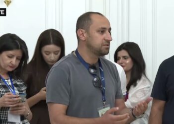 Նիկոլականը վիրավորա՞նք է, դուք նիկոլական կլինեի՞ք. լրագրողը՝ Փաշինյանին