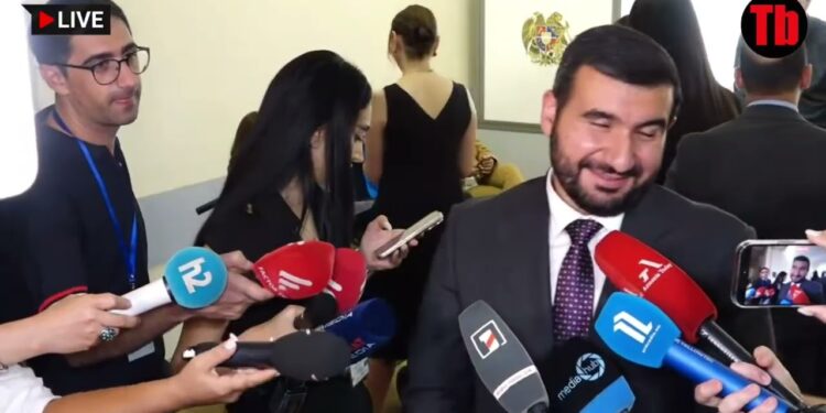 Թեթև առողջական խնդիր ունի, վաղը կվերականգնվի, կգա․ Ալեքսանյանը՝ Ռուբինյանի մասին