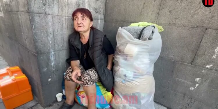 Իրա կնգա տրուսիկները չեմ պատրաստվում լվալ . դանակահարեցին, ասեց կոպալը կկոխեմ ոռդ. անօթևան