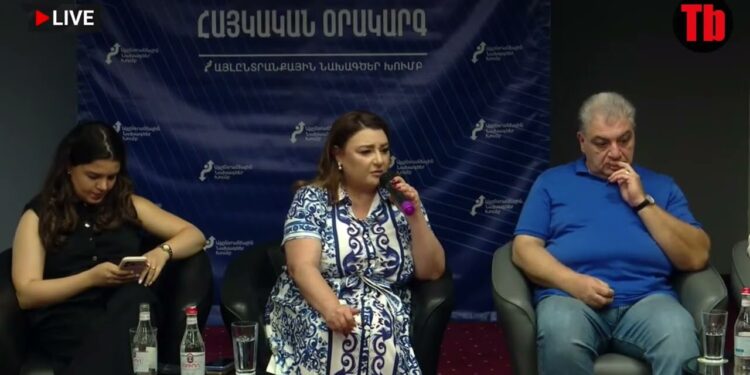 20 հոգով Ծառուկյանին դժվար կարողացան գետնել, այն էլ՝ ստորաբար թիկունքից խթելով, ոտքին հարվածելով