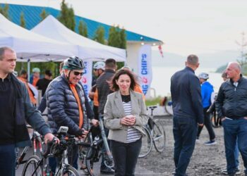 Փաշինյանը՝ հեծանվով Սևանի շուրջ․ մեկնարկել է շուրջ 215 կմ-անոց արշավը