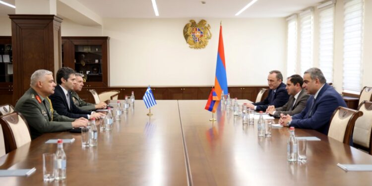 Հունաստանի ռազմական կցորդն ավարտում է առաքելությունը Հայաստանում՝ պարգևատրվելով ՊՆ մեդալով