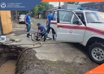 Գյումրիում հորդառատ անձրևի հետևանքով ջրալցվել են նկուղներ և բակեր