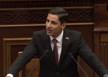 Քեռին լավ ա, միշտ լավ ա եղել,քեռին միշտ էլ հաջողակ բիզնեսմեն ա եղել. Սարգսյան