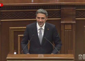 Ռոբերտ Քոչարյանն ի՞նչ չէր արել, որ արեց Սամվել Կարապետյանը. ՔՊ-ականը՝ Վարդևանյանին