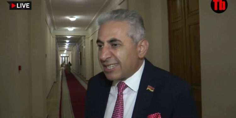 Եթե կեղտի մեջ ես, ձենդ գլուխդ մի գցի, հանգիստ թող նստեն տեղները. Էդգար Ղազարյան
