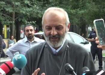 Նայում եմ նիստերը, էդ մարդիկ ամոթ չունեն, ամենացինիկ ձևով հարձակվում են․ Բագրատ սրբազան