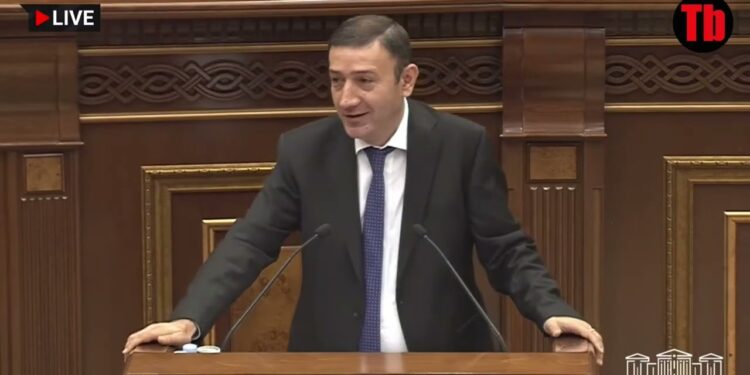 Կարեն Կարապետյանի հետ ի՞նչ առնչություն ունեք. Ղահրամանյանը՝ Թունյանին