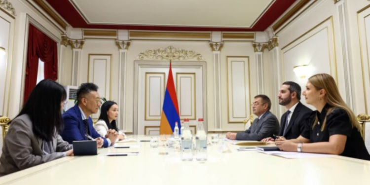 Ռուբեն Ռուբինյանն ընդունել է Չինաստանի դեսպանին