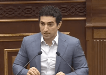 Գժի տեղ եք դնու՞մ, ինձ թիկնապահով տեսե՞լ եք, կոնկրետ հրամաններ են գալիս՝ էս պիտի սատկի, սրան բռնեք․․.