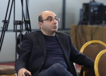 Ծառուկյանի սեփականության իրավունքը հանրային խնդիր է, իսկ երկրի ներսում անհրաժեշտ է դեէսկալացիա. Վահե Հովհաննիսյան