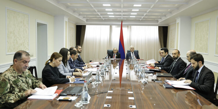 Փաշինյանի գլխավորությամբ տեղի է ունեցել Անվտանգության խորհրդի նիստ
