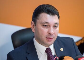 «Հայկական աթոռին» նստած էինք մինչև 2018-ը, իսկ «Սերժ մերժելով» մանրից հանգրվանեցիք ադրբեջանա-թուրքական իշաոտնուկի վրա. Շարմազանով