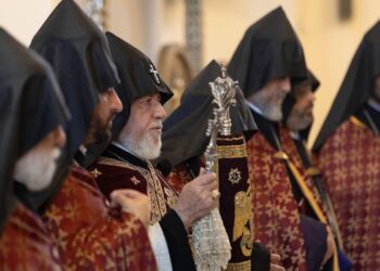 Արցախի Անկախության օրվա առիթով Մայր Տաճարում կատարվել է Խաղաղության աղոթք