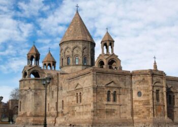Օտարերկրյա դիվանագետները չպետք է նպաստեն հայկական ժառանգության յուրացման արդարացմանը․ Մայր Աթոռ