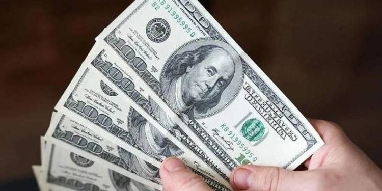 Կեղծ դոլարներ փոխանակելու փորձը կանխվել է․ ոստիկանությունը տղամարդու է ձերբակալել