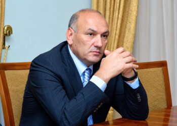 Խուզարկությո՞ւն, թե՞ շոու․ Գագիկ Խաչատրյանի պաշտպանական կողմը մեղադրում է ՔԿ-ին ապօրինի առգրավումների մեջ