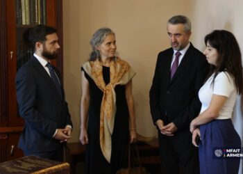 Կոստանյանն ու Գրոնոն քննարկել են Հարավային Կովկասում խաղաղության ինստիտուցիոնալացումը