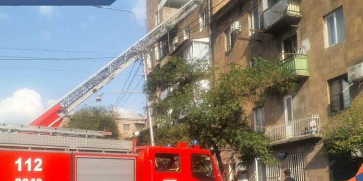 5-հարկանի շենքի տանիքում հրդեհ է բռնկվել․ տարհանվել է 12 բնակիչ