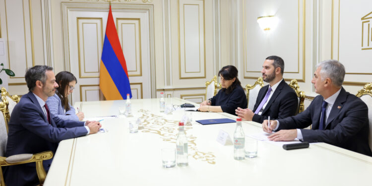 Աժ նախագահ Ռուբեն Ռուբինյանն ընդունել է մեր երկրում Ֆրանսիայի նորանշանակ դեսպանին