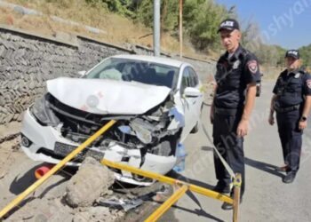 Աճառյան փողոցում՝ Առինջի կամարի մոտ, բախվել են «BMW»-ն ու «Nissan»-ը, կան վիրավnրներ
