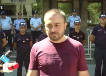 Ամոթ, ԲԴԽ, ոչ հաց ենք ուզում, ոչ ձեր պրեմիաներից բաժին, դժվա՞ր ա հանդիպելը