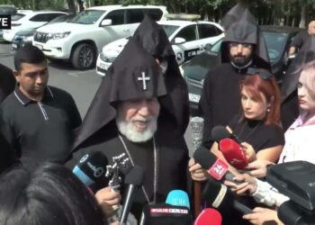 Ապրենք համերաշխ. Վեհափառի կոչը՝ Եռաբլուրում