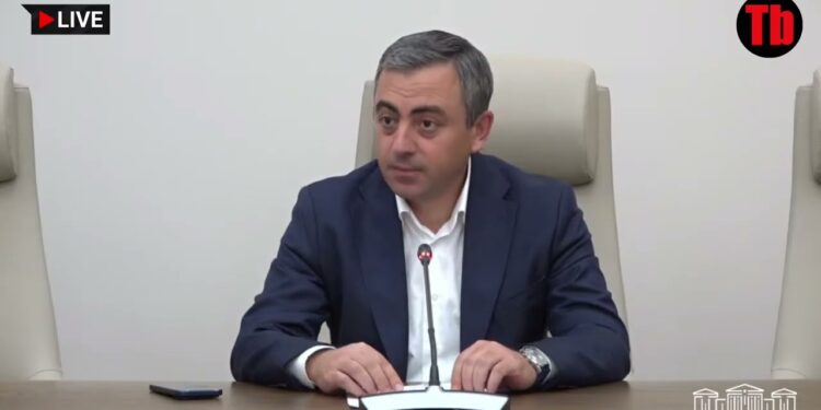 Սամվել Կարապետյանը կասկածի տա՞կ է դնում ձեր մտավոր կարողությունները, Իշխան Սաղաթելյանի արձագանքը