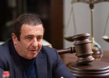 Ծառուկյանը կմնա՞ կալանքի տակ. դատարանը հրապարակում է որոշումը. ՀԻՄԱ
