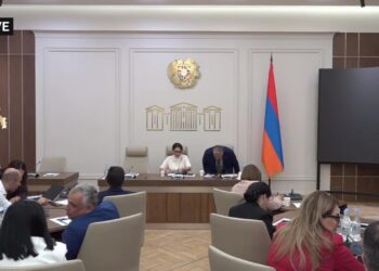 ԱԺ–ում քննարկում են արցախցիների խնդիրներն ու լուծումները․ ՀԻՄԱ
