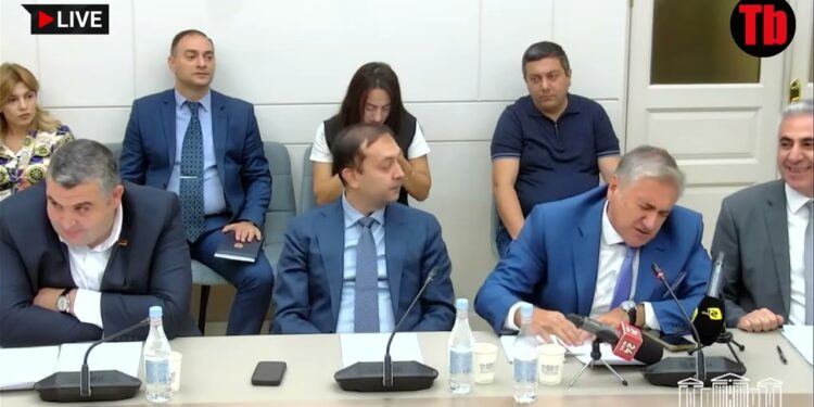 Լևոն Քոչարյանը խոսում է՝ ասում եք հորդ ժամանակ եղել է Հոկտեմբերի 27, դադարե՛ք մտնել ընտանիքներ