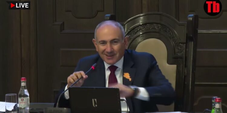 Ինչի՞ ենք գրում՝ «լավ սովորիր, որ լավ ապրես»․ Փաշինյանի պարզաբանումը