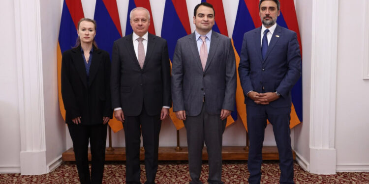 «Ուժեղ Հայաստան» խմբակցության անդամներն ու Կոպիրկինը քննարկել են Հայաստանի և Ռուսաստանի հարաբերությունների հետագա խորացման ու ընդլայնման հեռանկարները