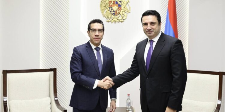 Ալեն Սիմոնյանը և Բրազիլի դեսպանը քննարկել են երկկողմ հետաքրքրություն ներկայացնող մի շարք հարցեր