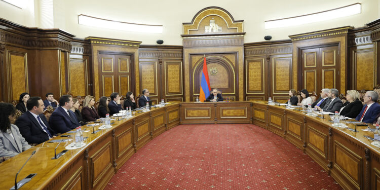 Նիկոլ Փաշինյանի գլխավորությամբ տեղի է ունեցել խորհրդակցություն. ինչ հարցեր են քննարկվել