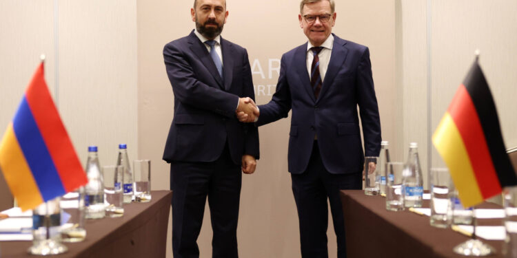 Արարատ Միրզոյանը և Յոհան Վադեֆուլի մտքեր են փոխանակել տարածաշրջանային զարգացումների շուրջ
