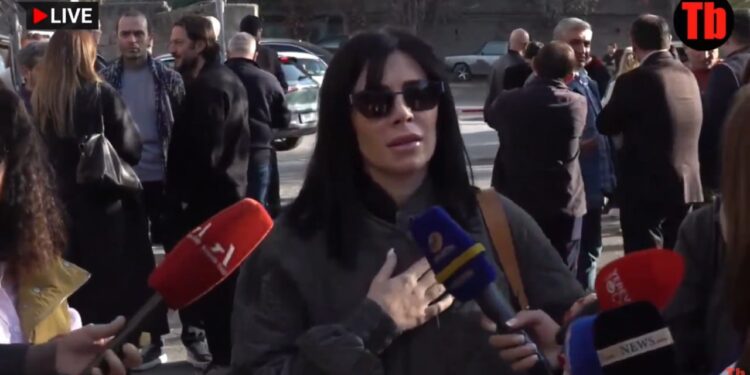 «Հայաստան» դաշինքին չեն կարող համոզել Սահմանադրություն փոխել, մենք դեմ ենք ալիևյան Սահմանադրությանը․Խամոյան