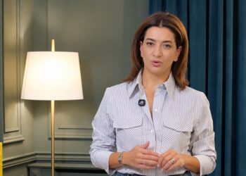 Ինչպիսի՞ ընտանիք և հասարակություն ենք ուզում ունենալ․ Աննա Հակոբյանը ստորագրահավաք է սկսում