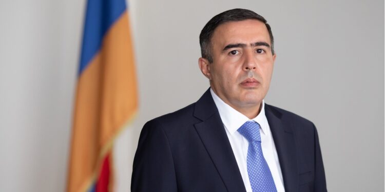 Նախագահ Քոչարյանի օրոք ադրբեջանցի զինվորները Հայաստանով «գուլյատ» չէին լինում. Բագրատ Միկոյան