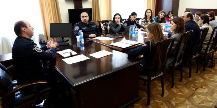 Ընտանեկան բռնության կանխարգելման նոր մեխանիզմները՝ մասնագետների քննարկման օրակարգում